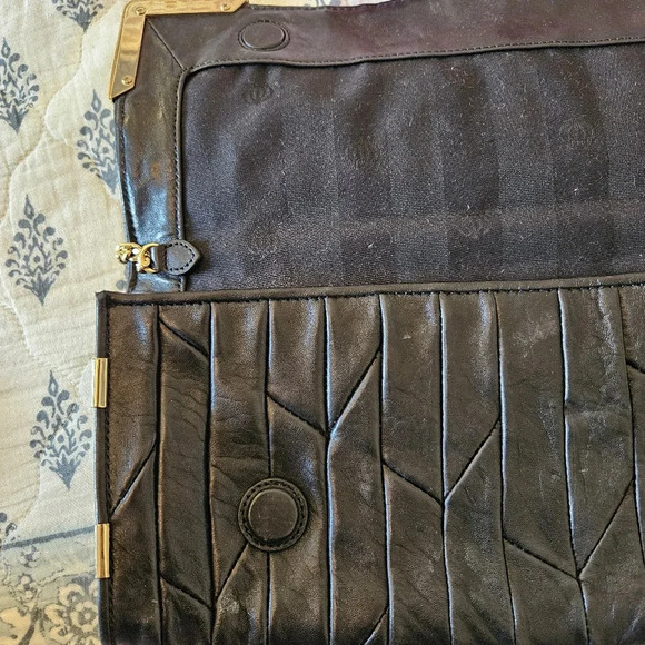 Juicy Couture Black Dressy Formal Wide Leather Ribbed Crossbody Dust Cover - Picture 12 of 15